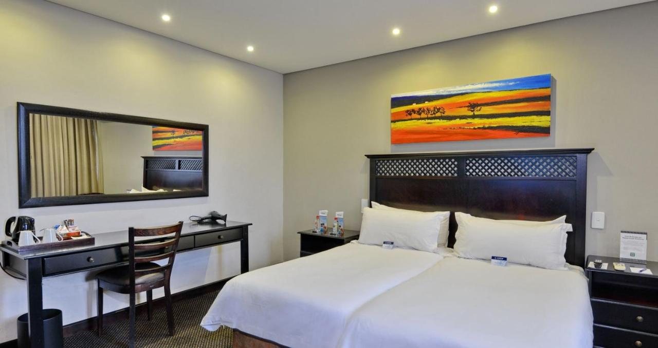 Anew Hotel Witbank Emalahleni Exterior photo